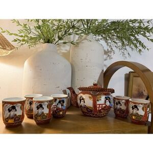Kutani Handpainted Japan Teapot and 6 Cups‎ Geisha Scene